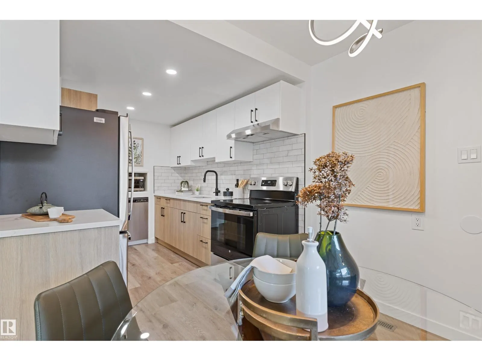 70 AMBERLY CT NW
