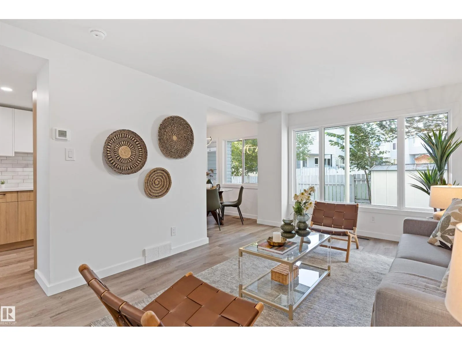 70 AMBERLY CT NW