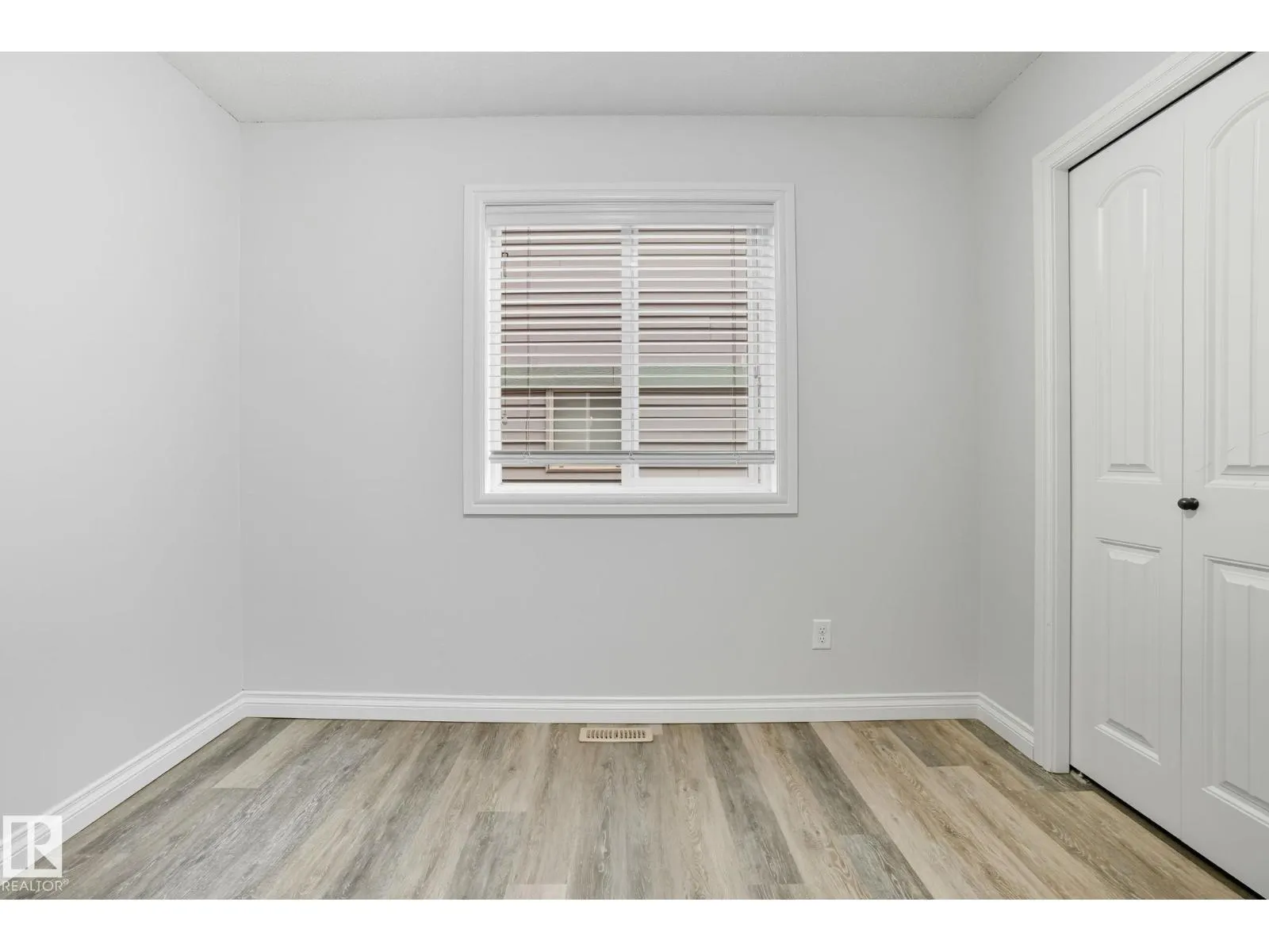 2209 AUSTIN WY SW