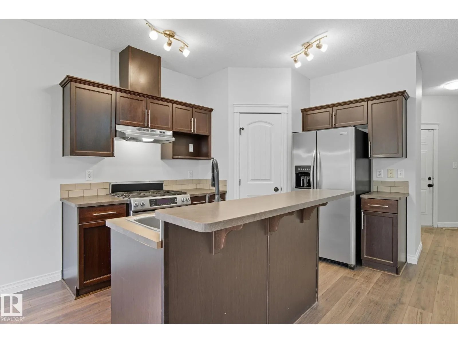 2209 AUSTIN WY SW