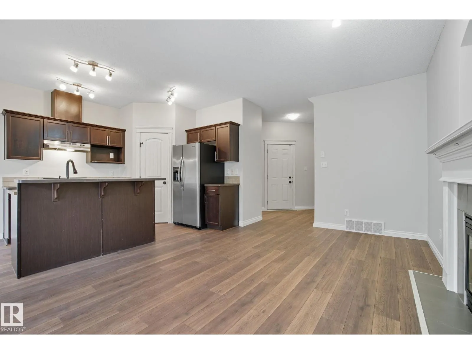 2209 AUSTIN WY SW
