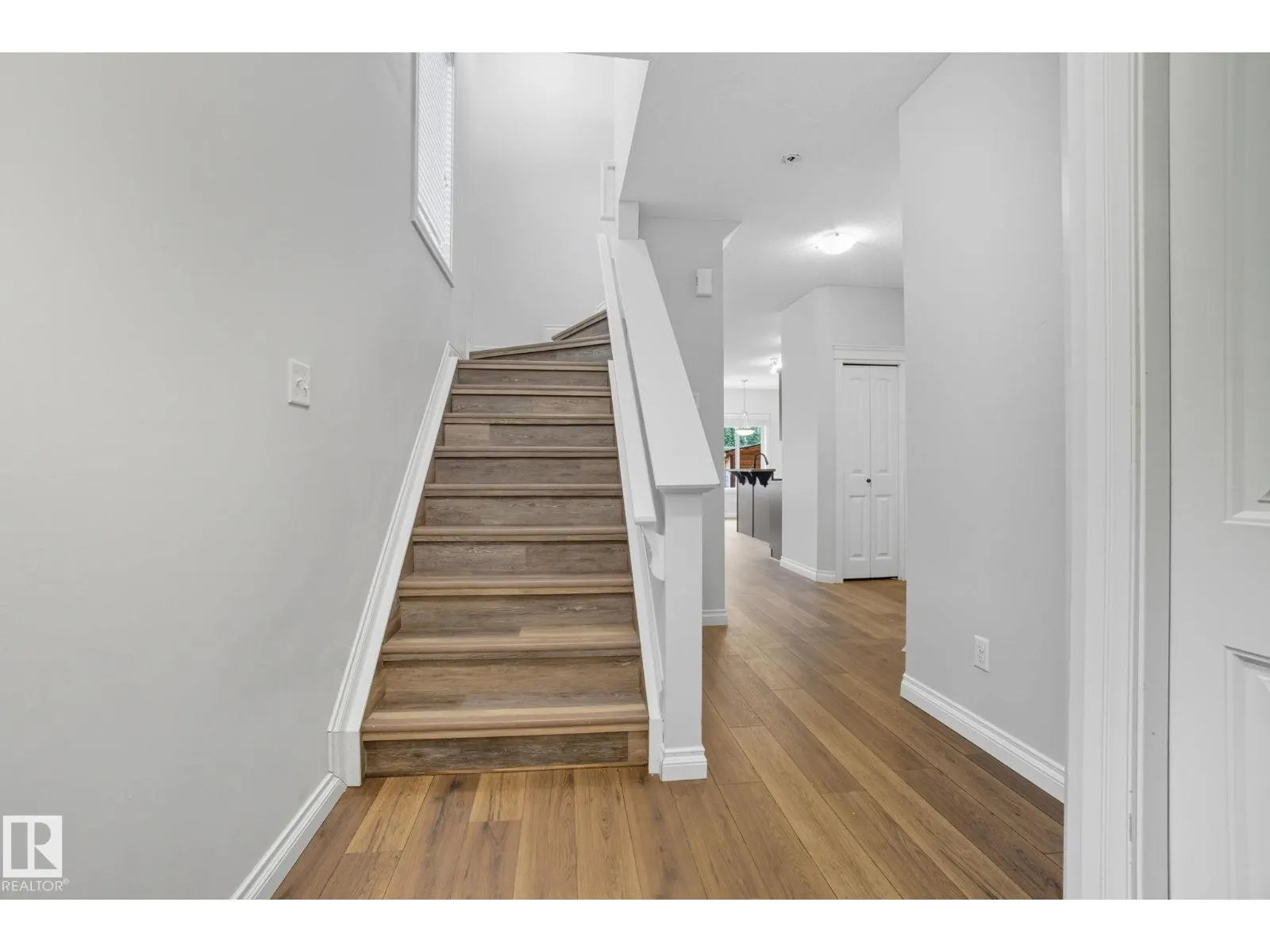 2209 AUSTIN WY SW
