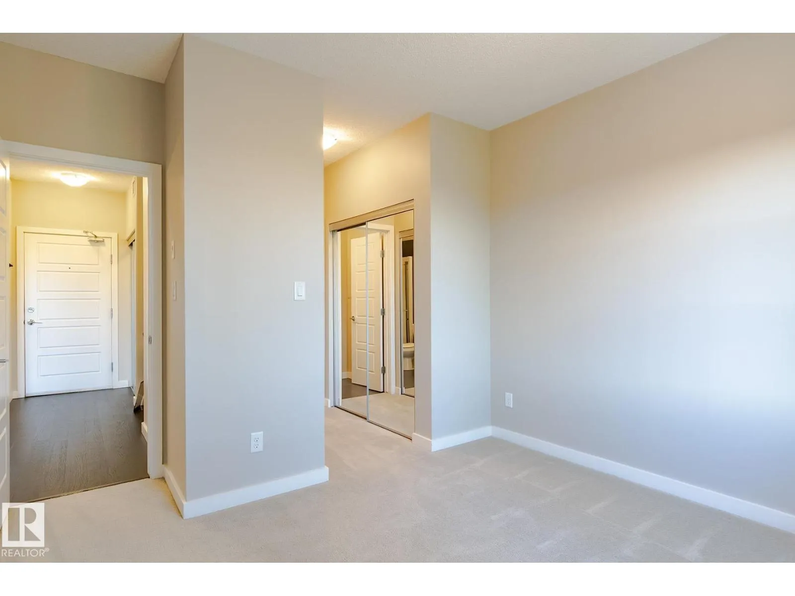#406 1144 ADAMSON DR SW