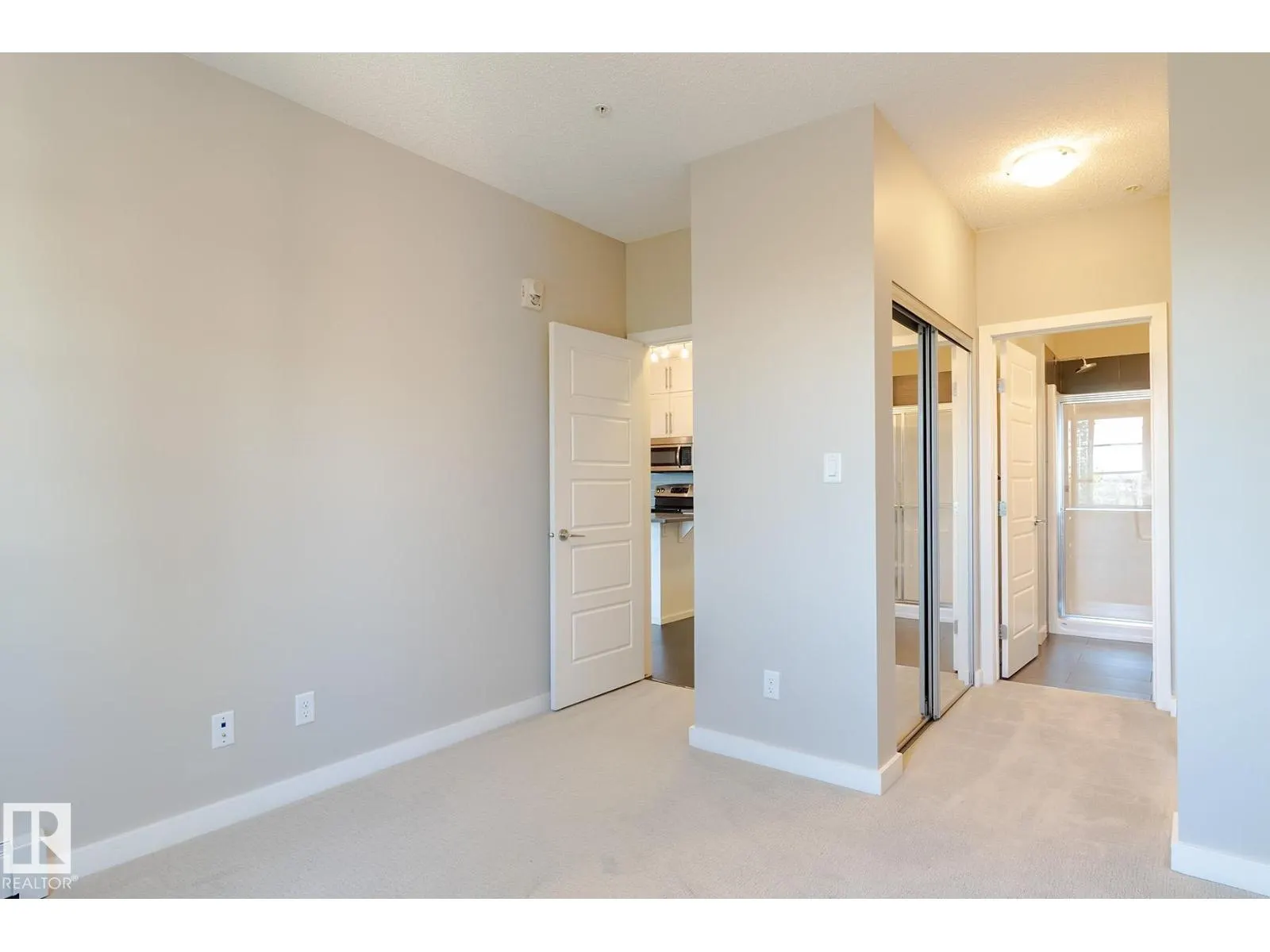 #406 1144 ADAMSON DR SW