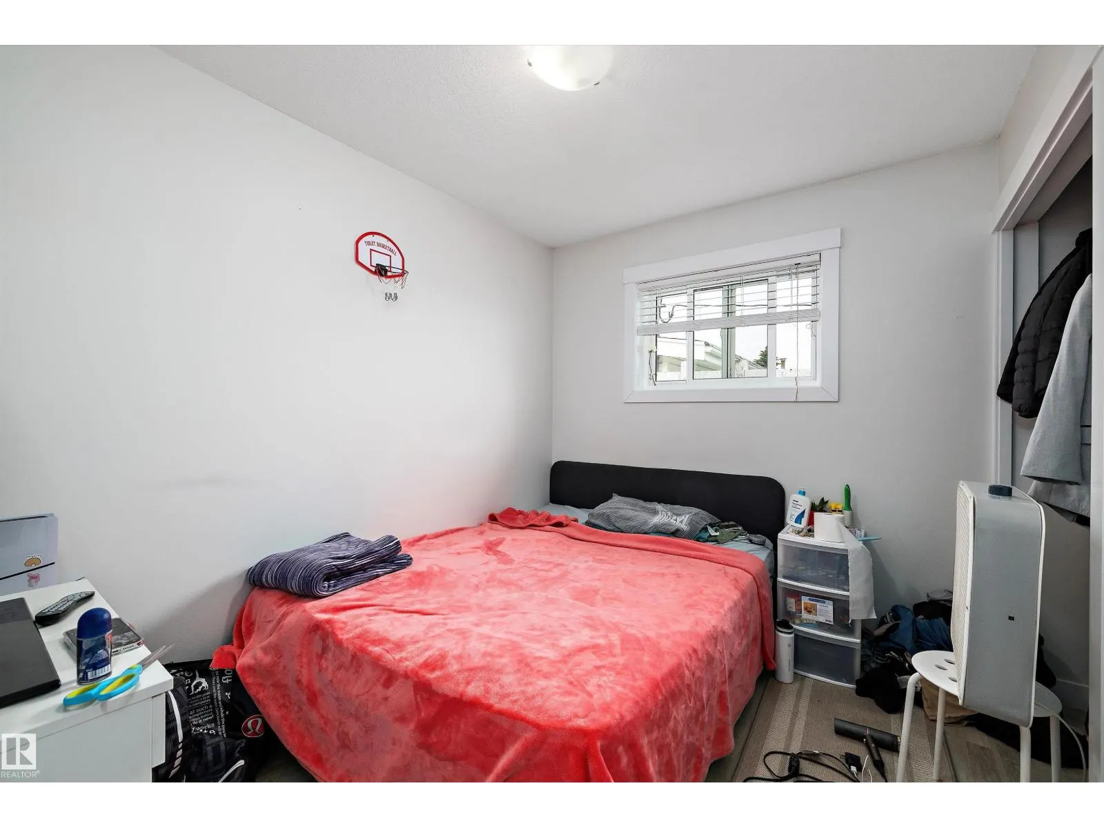 10229/10231 159 ST NW