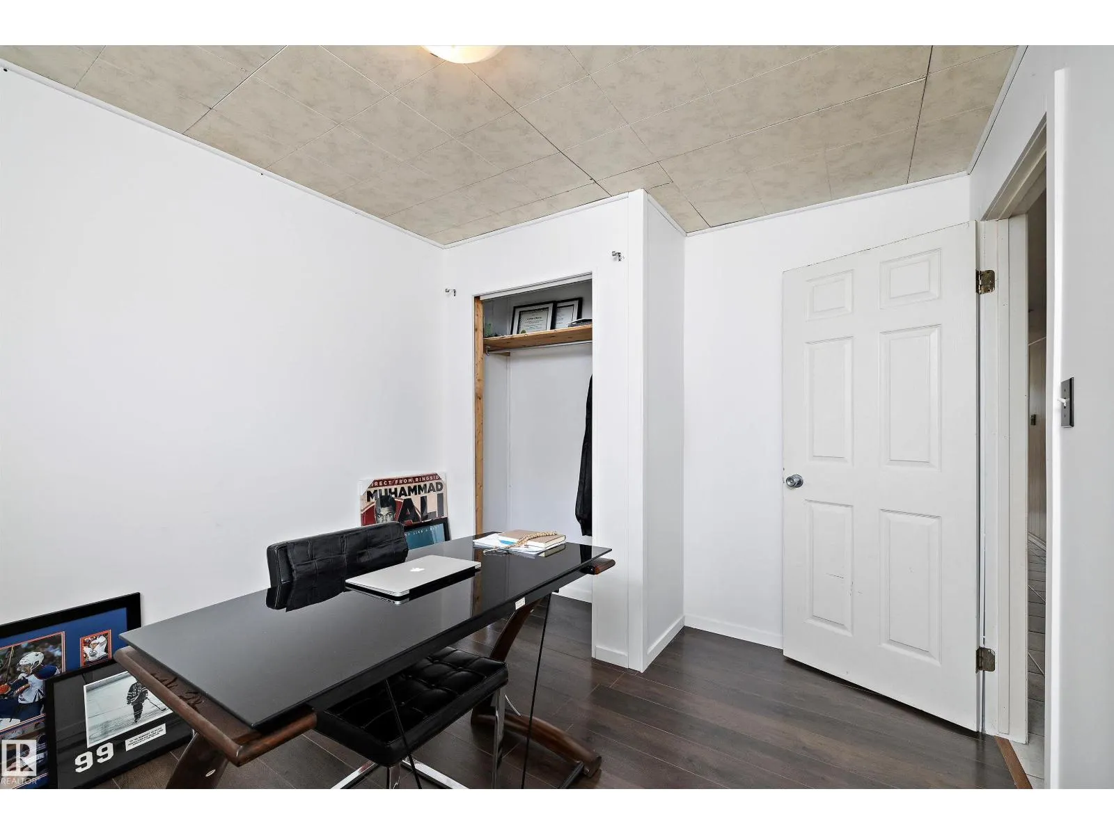 10229/10231 159 ST NW