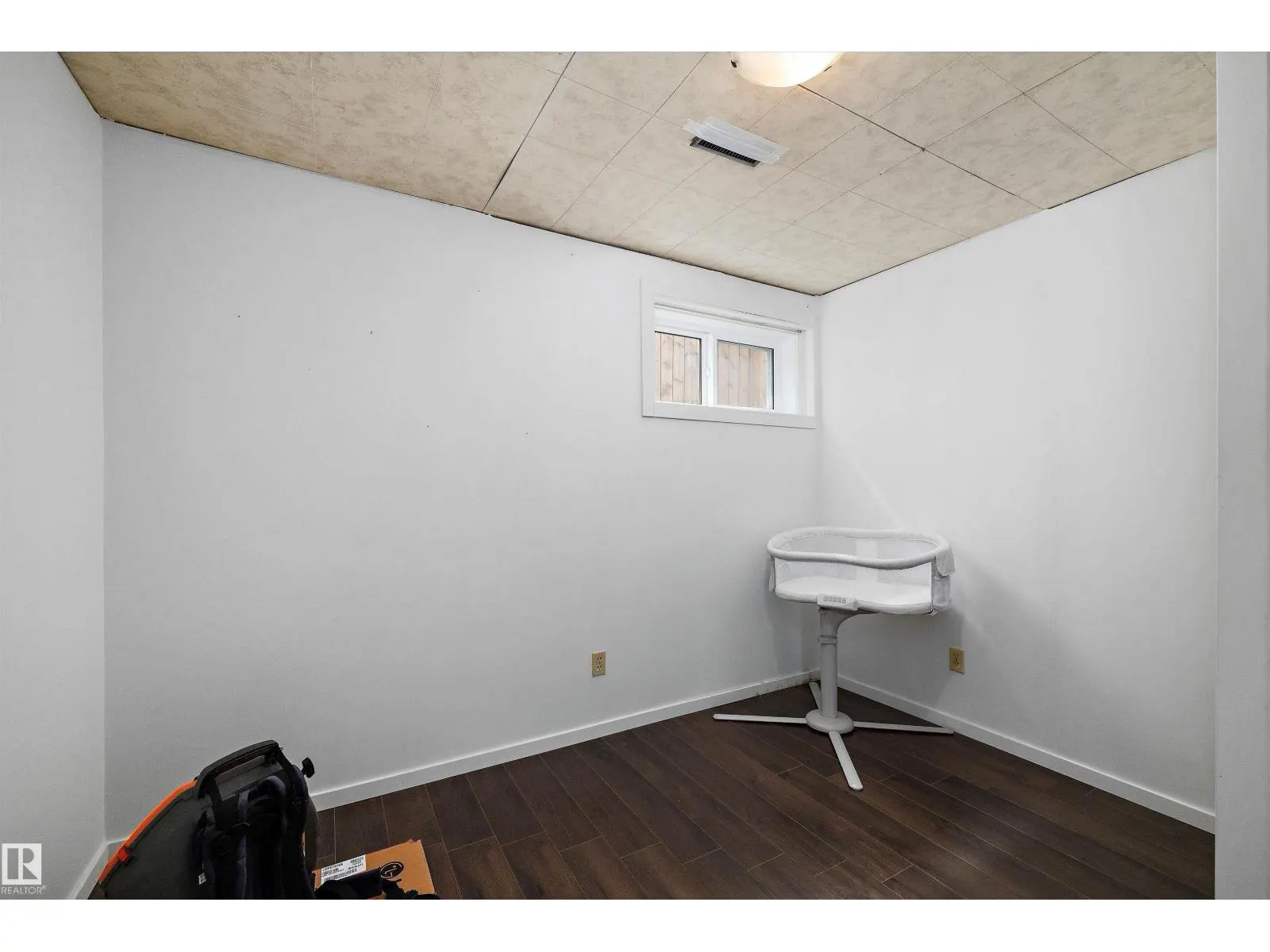 10229/10231 159 ST NW
