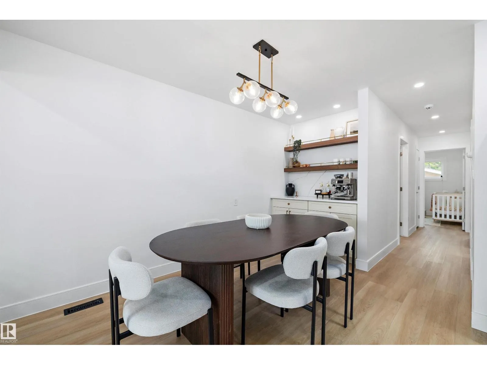 10229/10231 159 ST NW