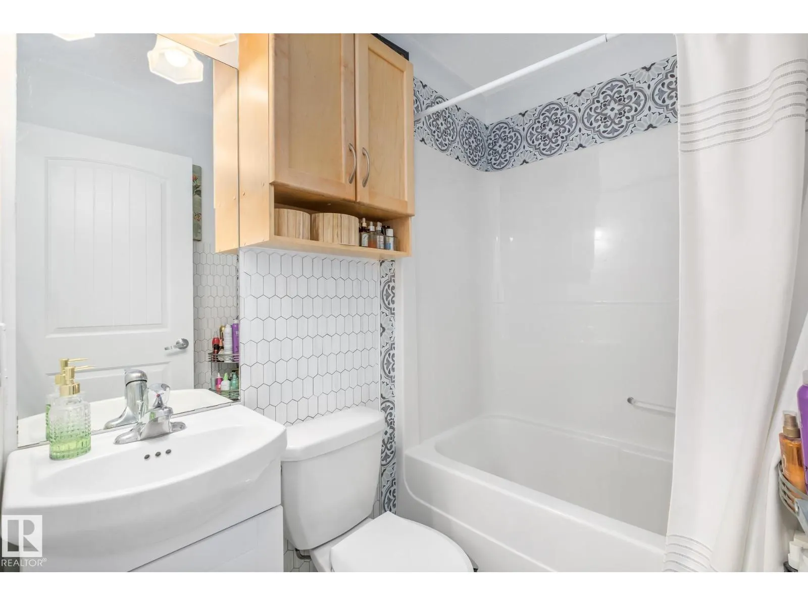 #33 13215 153 AV NW