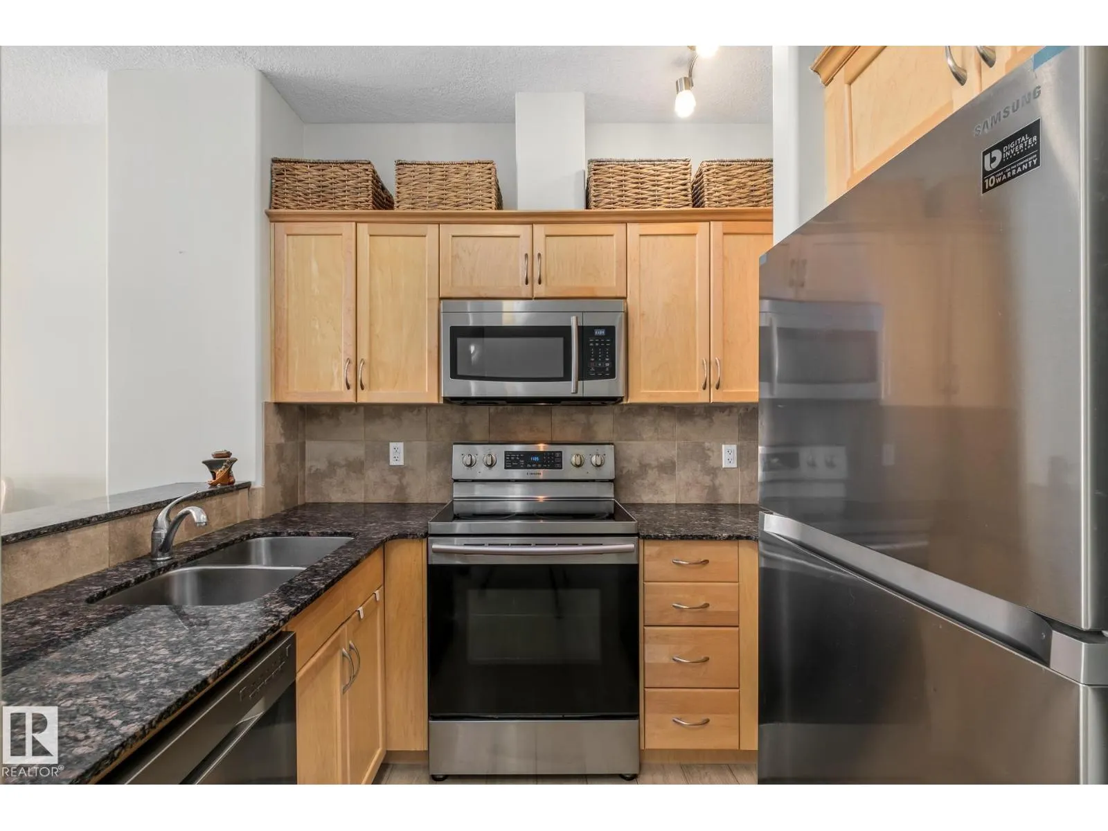 #33 13215 153 AV NW
