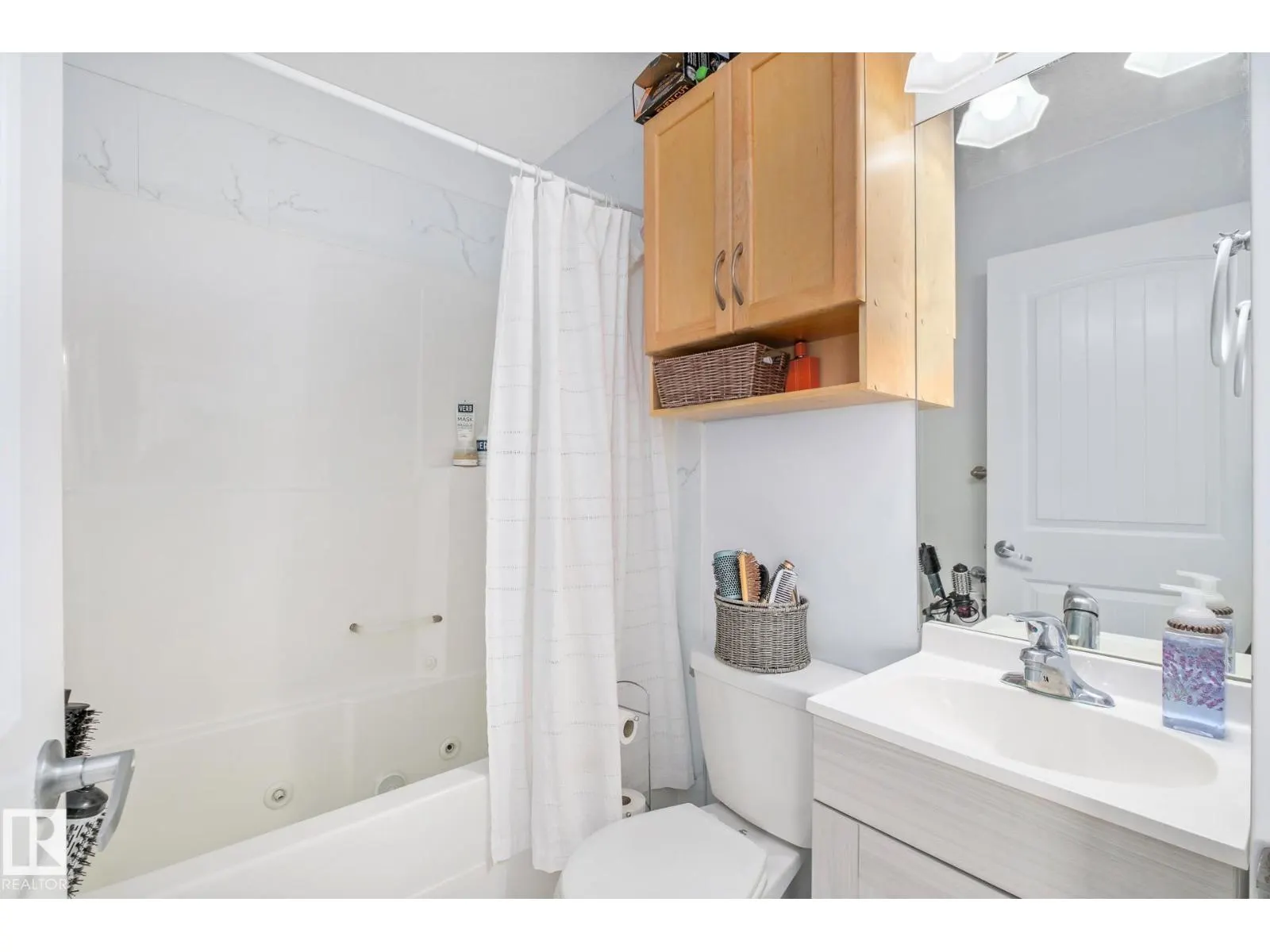#33 13215 153 AV NW