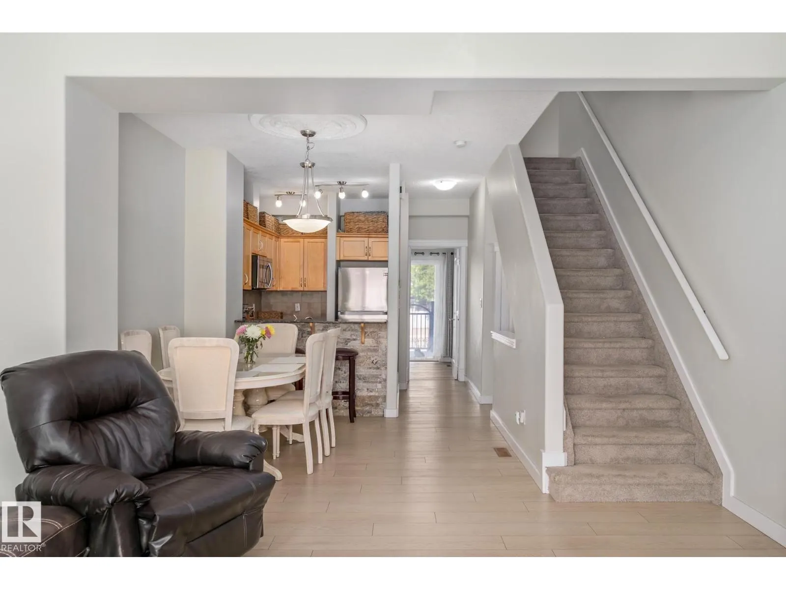 #33 13215 153 AV NW