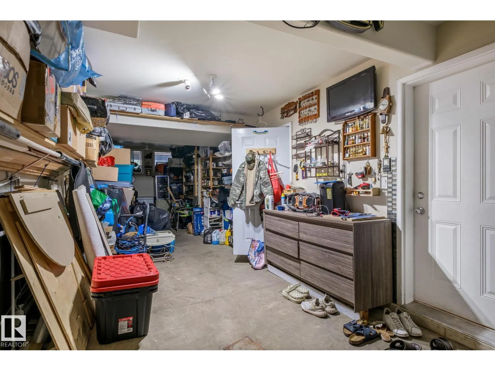 #33 13215 153 AV NW