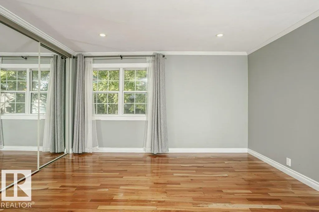 9119 117 ST NW