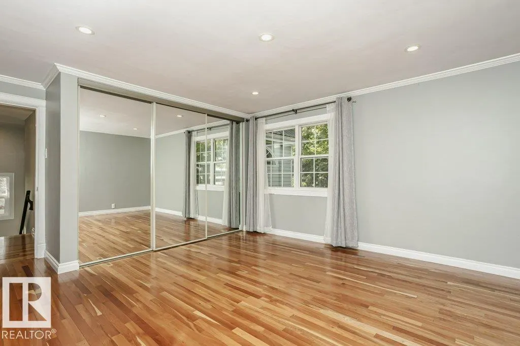 9119 117 ST NW