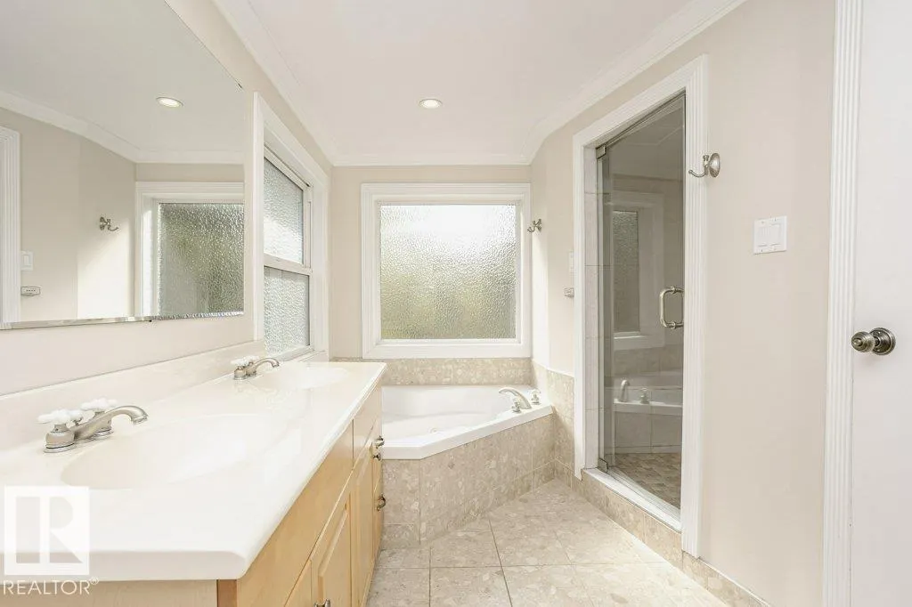 9119 117 ST NW