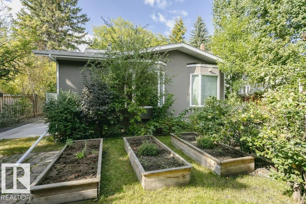 9119 117 ST NW
