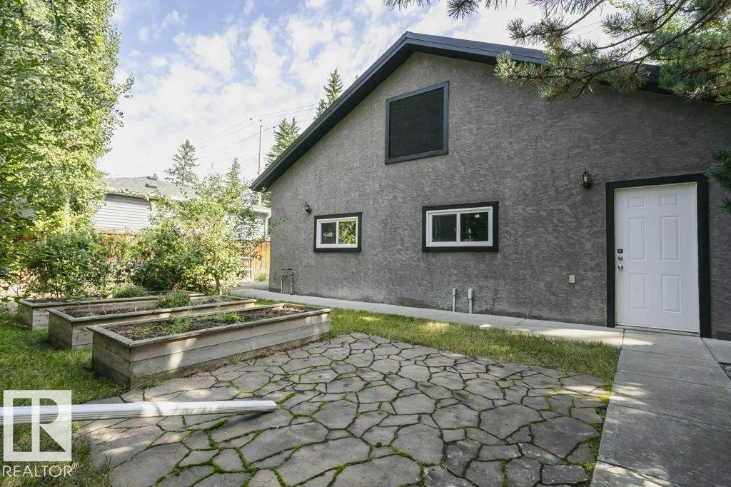 9119 117 ST NW