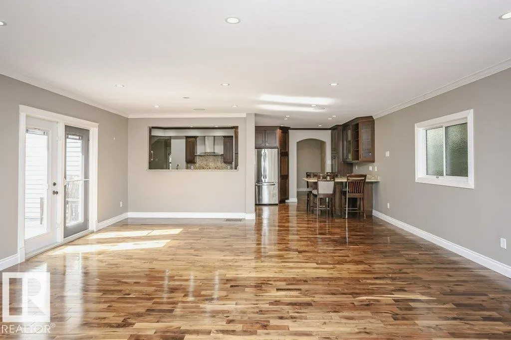 9119 117 ST NW