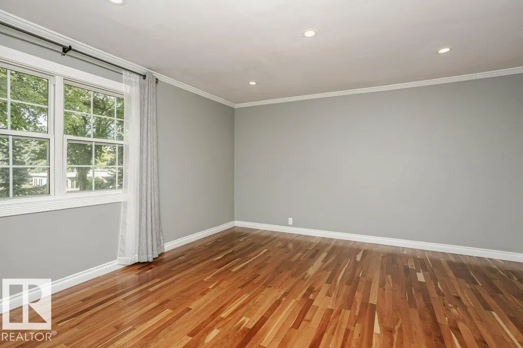 9119 117 ST NW