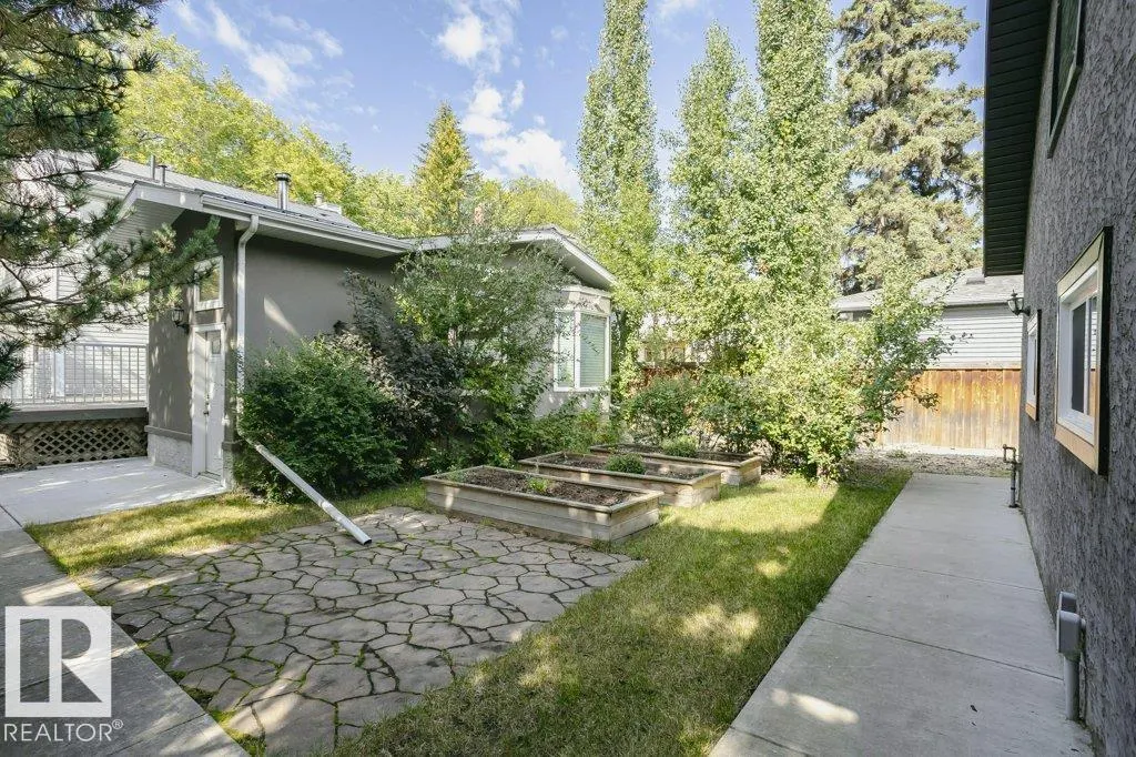9119 117 ST NW