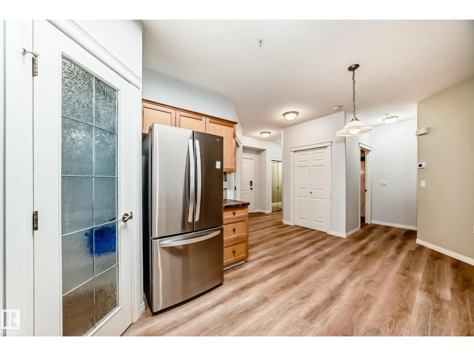 #220 612 111 ST SW