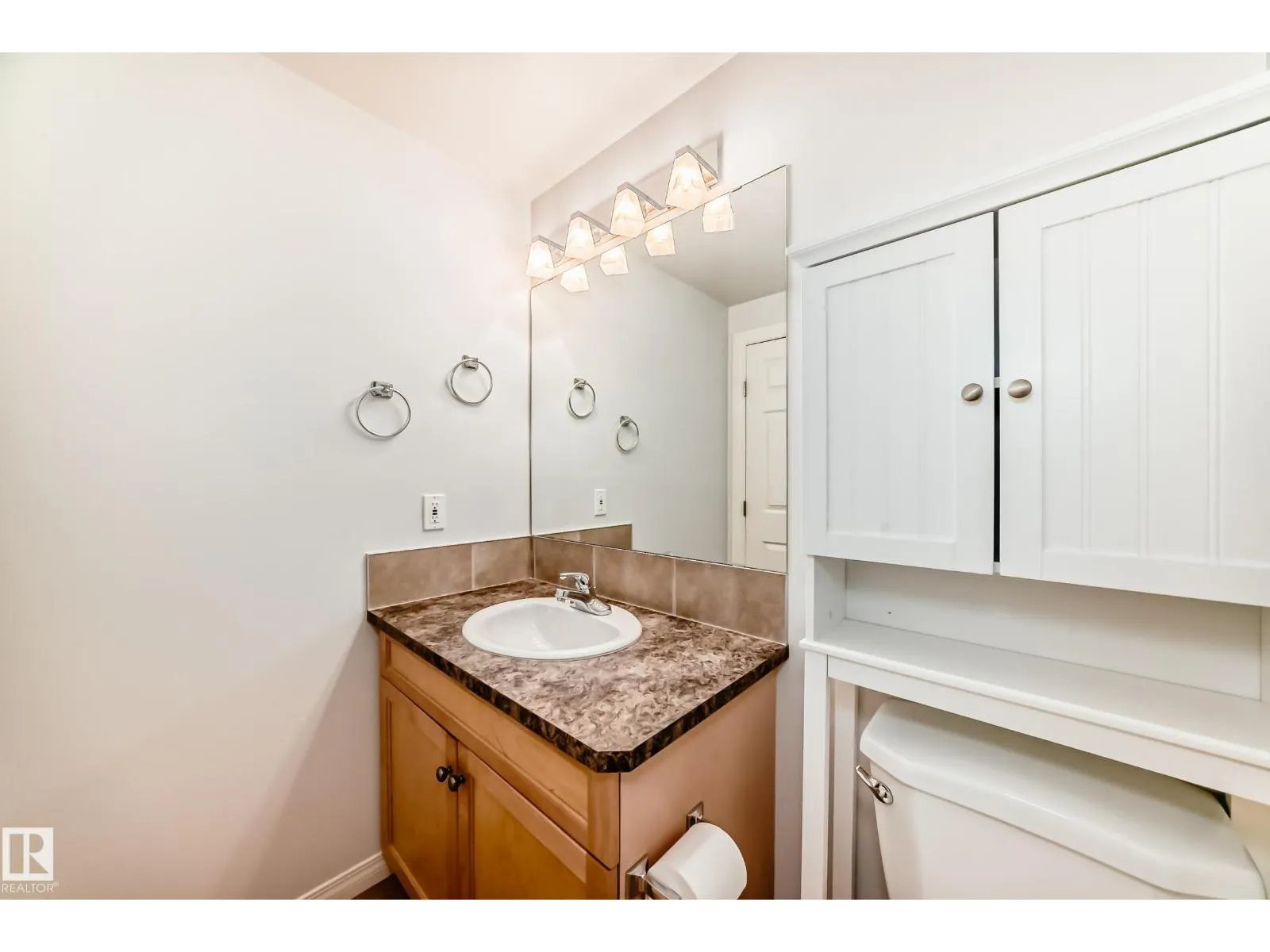 #220 612 111 ST SW