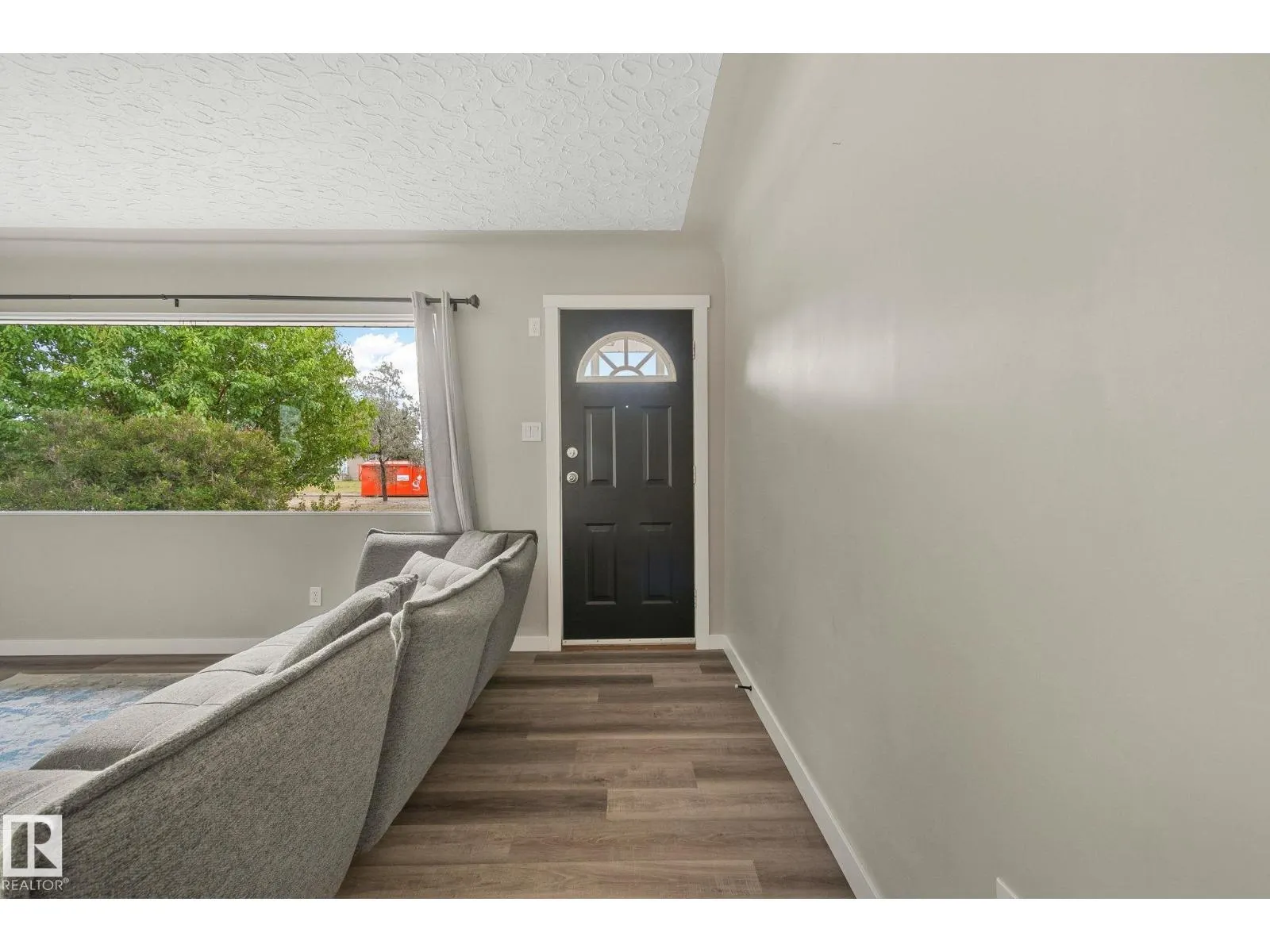 10324 50 ST NW