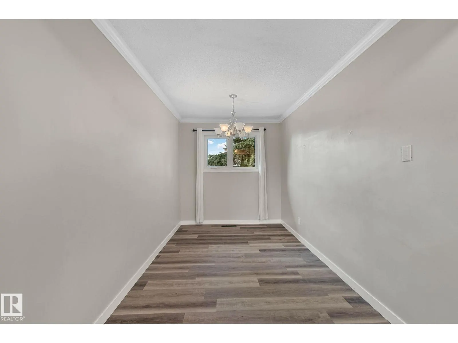 10324 50 ST NW