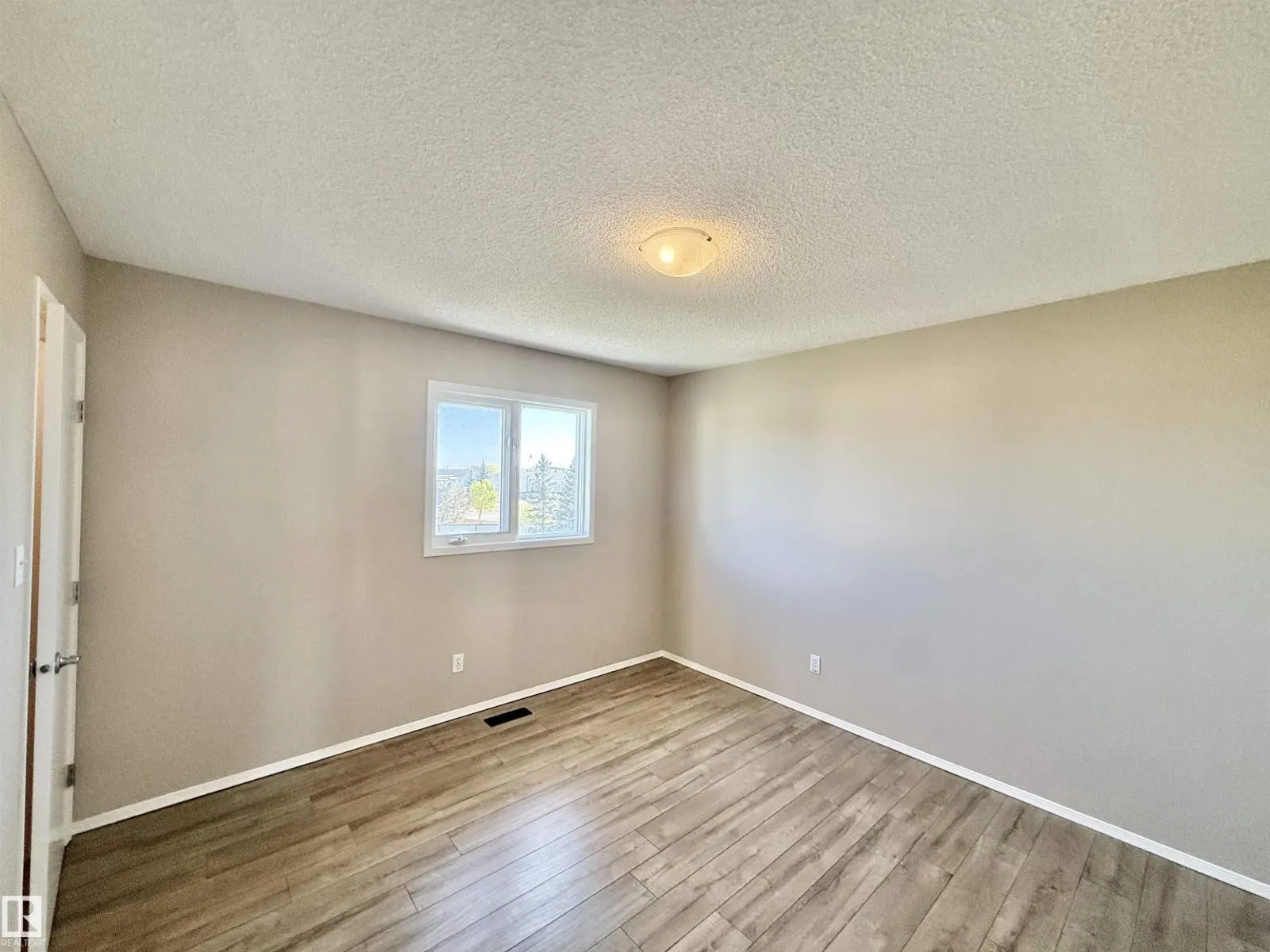15419 132 ST NW