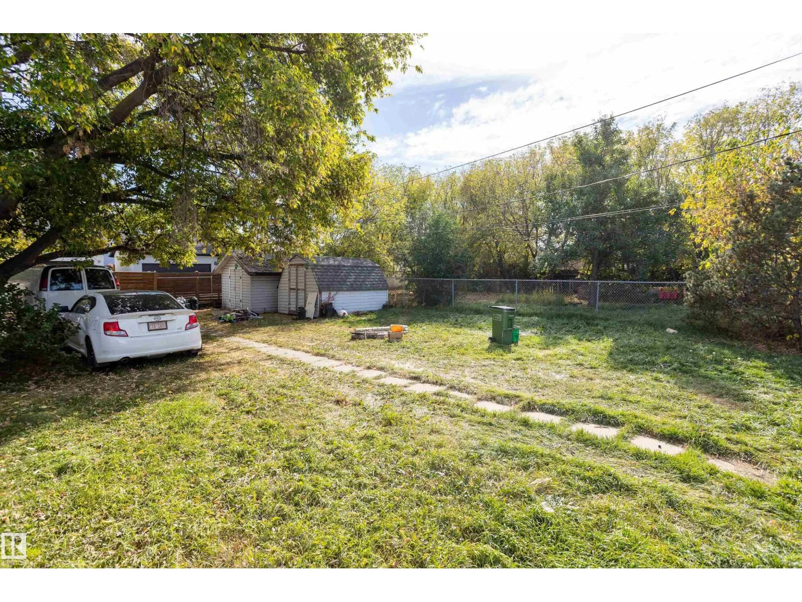 9727 161 ST NW