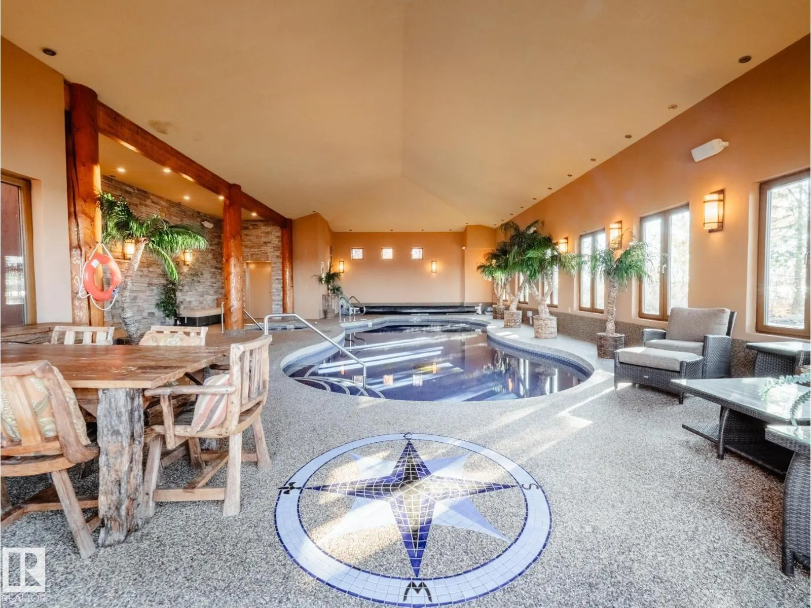 3 Eagle DR