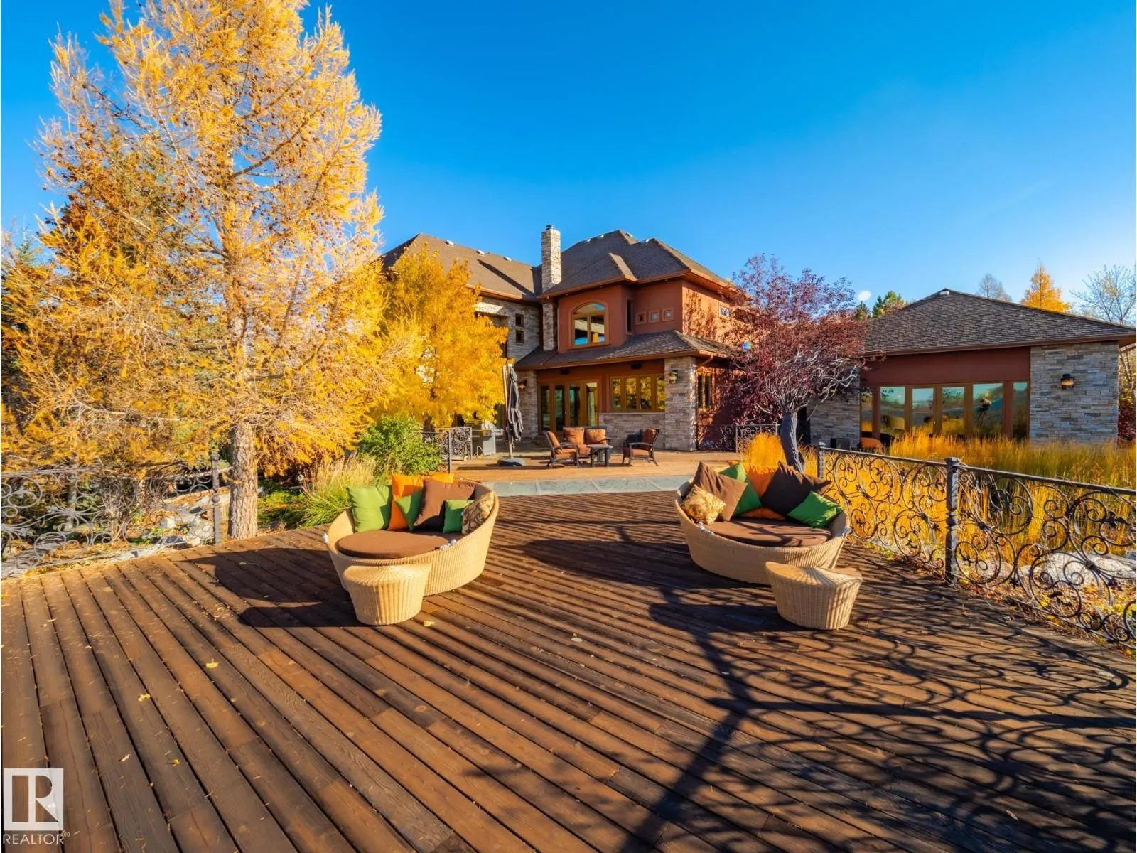 3 Eagle DR