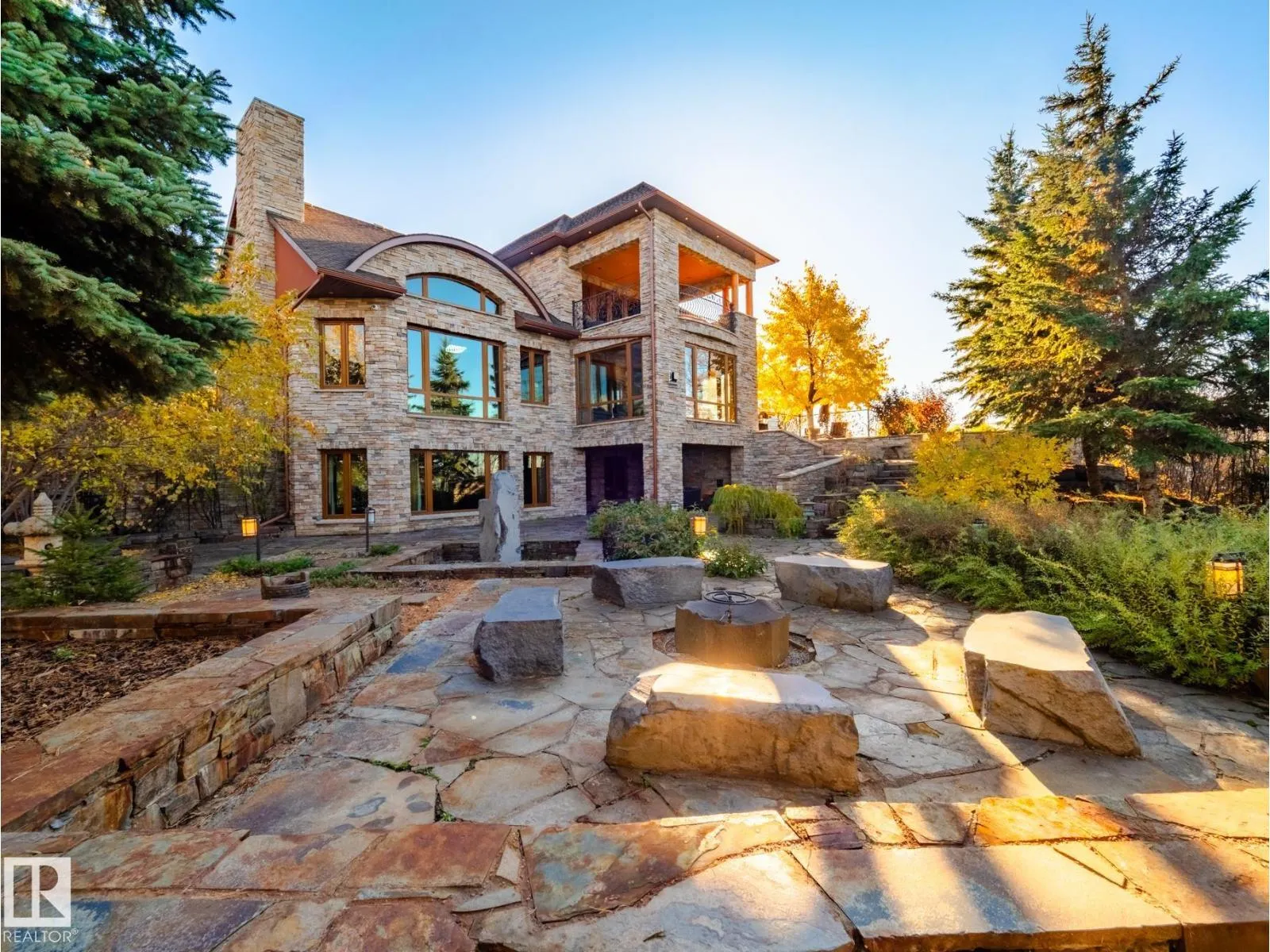 3 Eagle DR