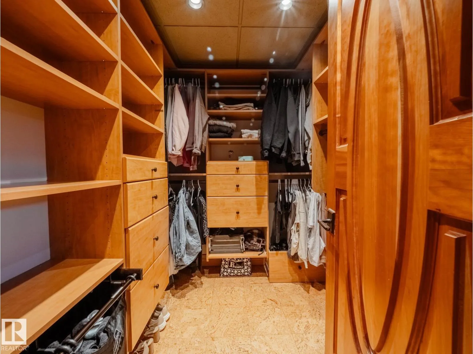 3 Eagle DR