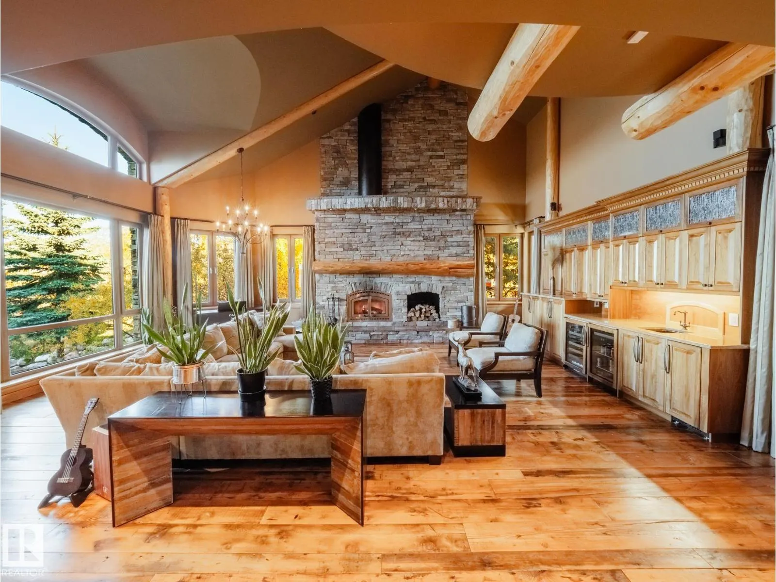 3 Eagle DR