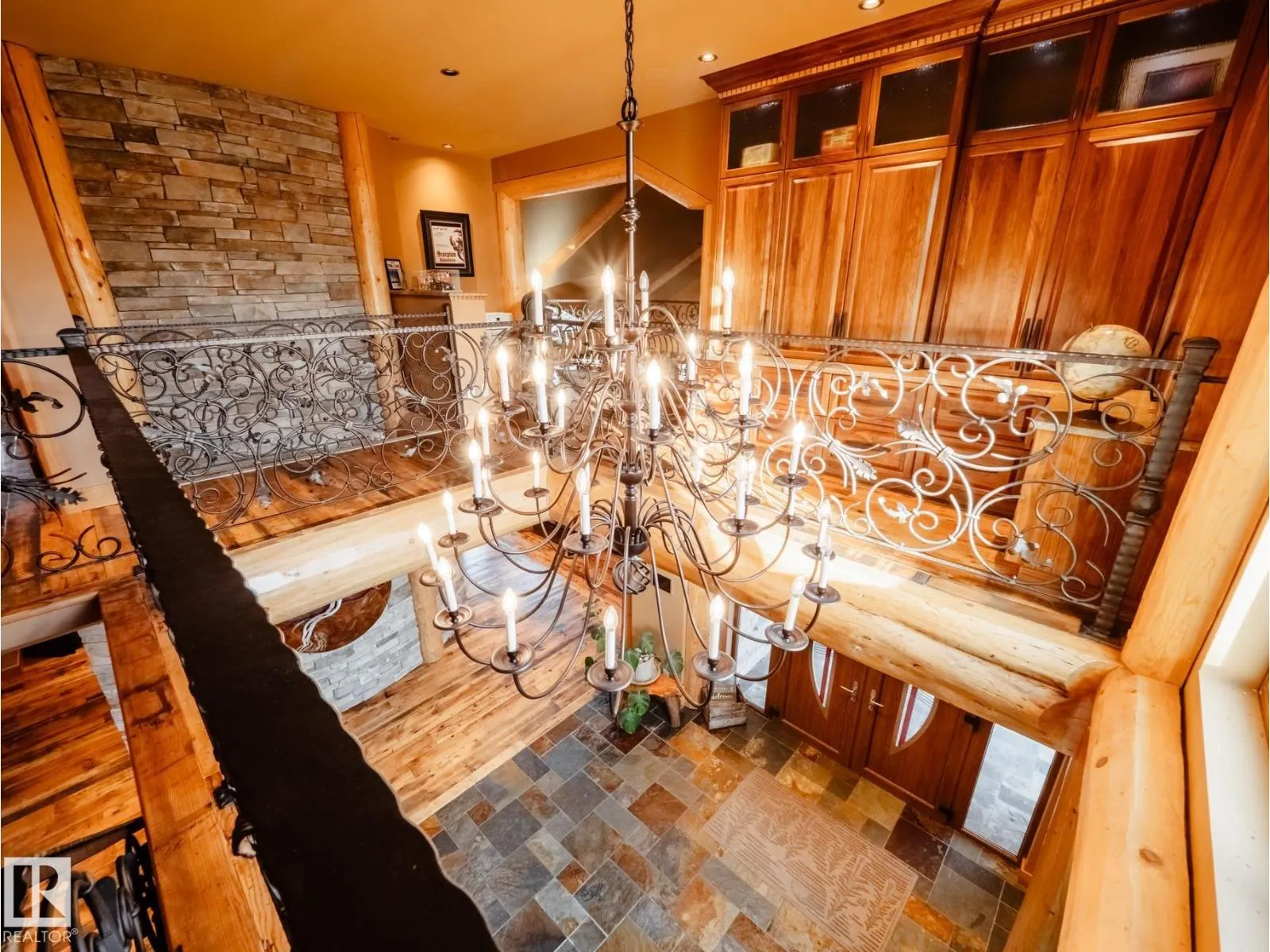 3 Eagle DR