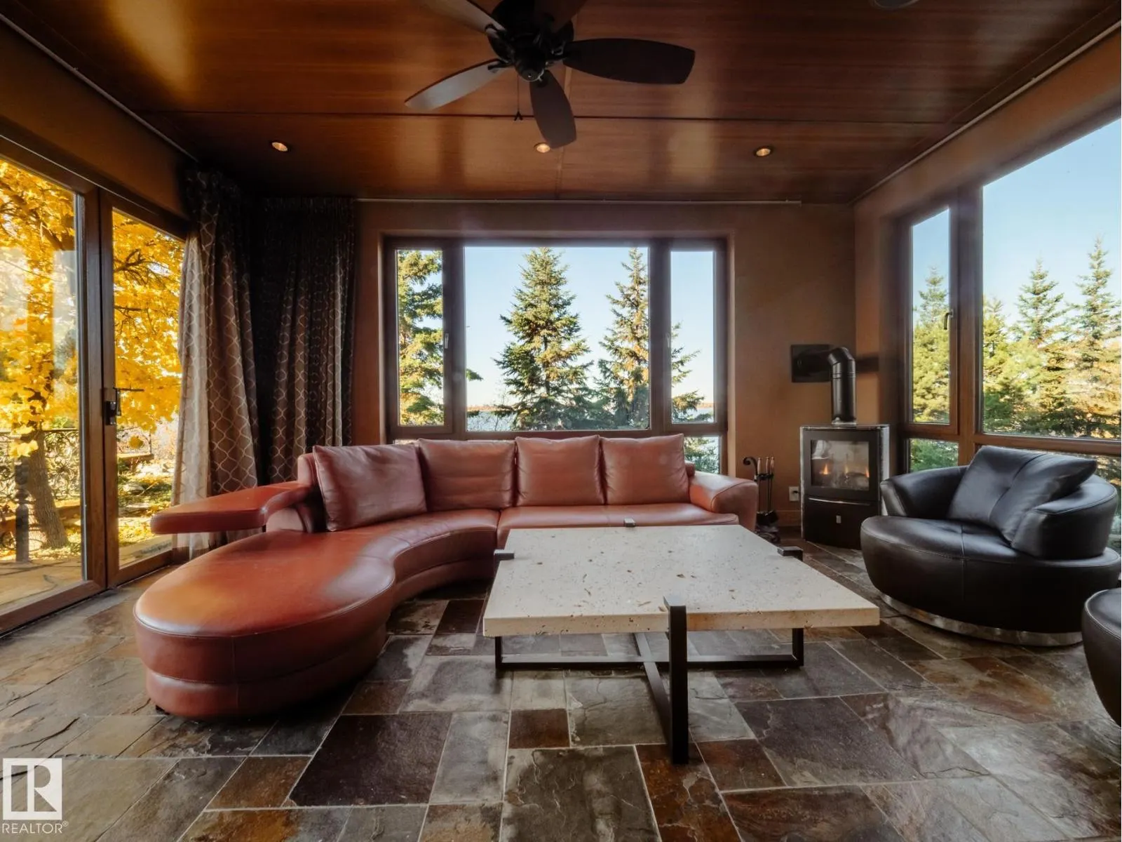 3 Eagle DR