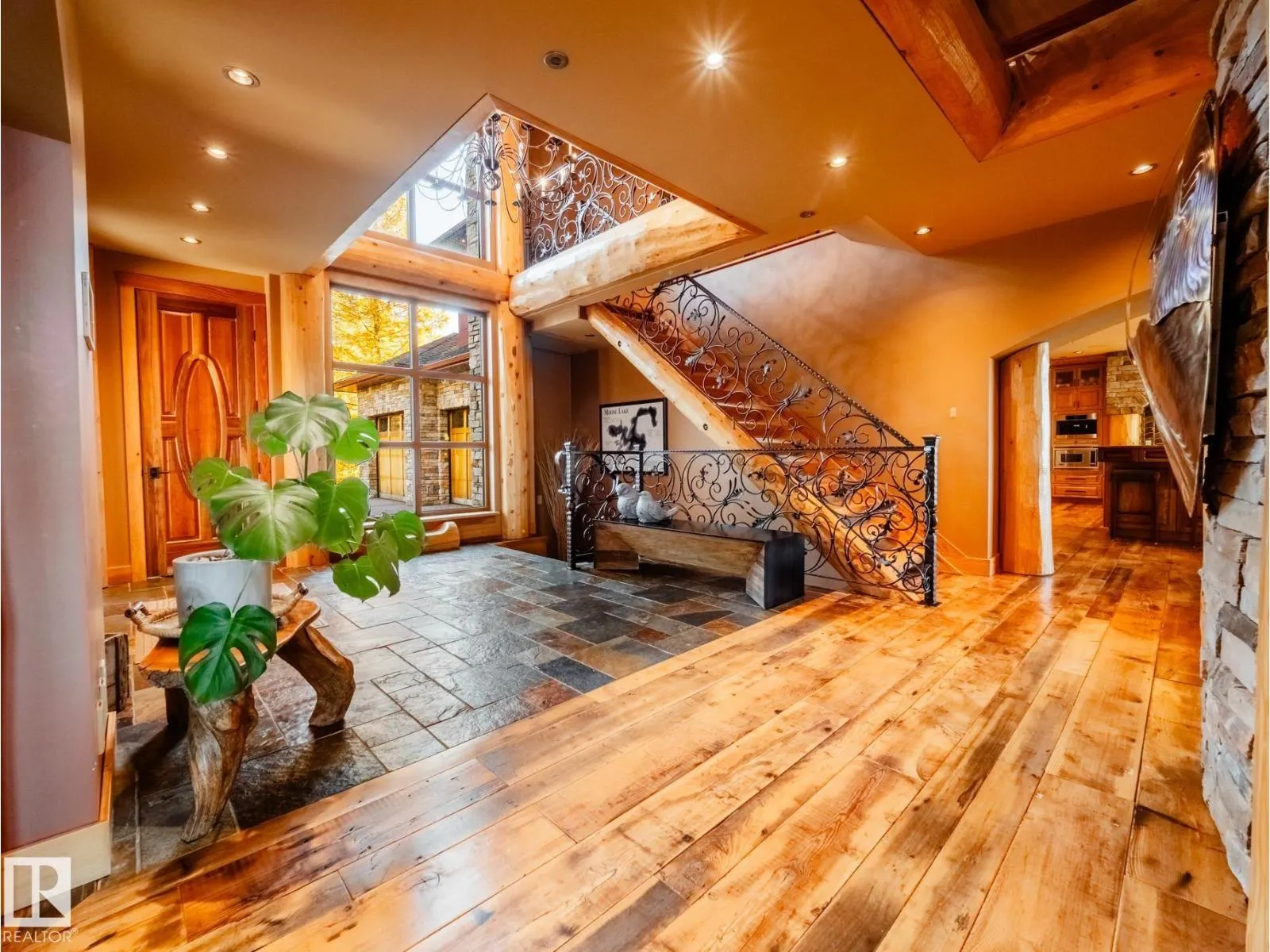 3 Eagle DR
