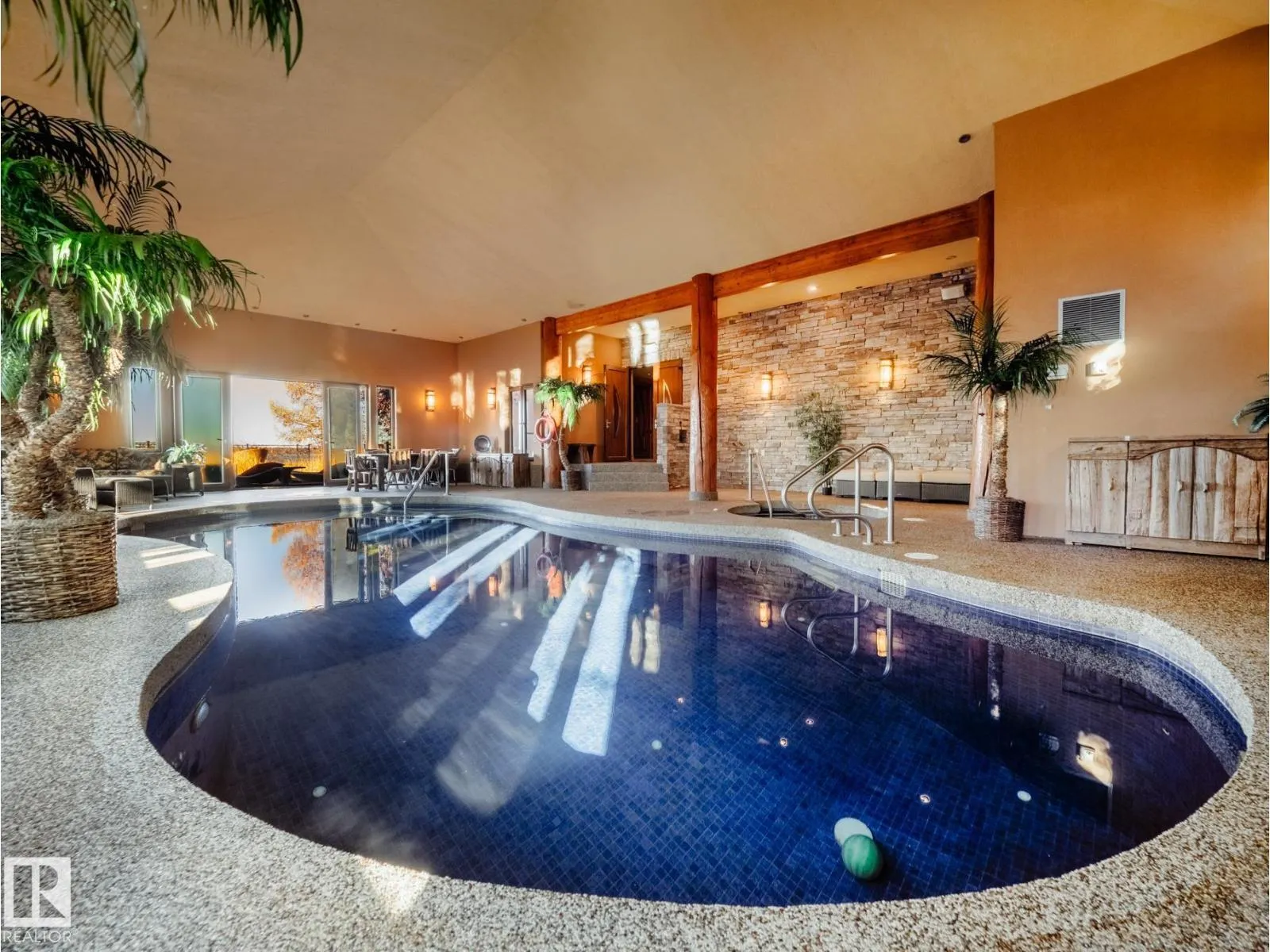 3 Eagle DR