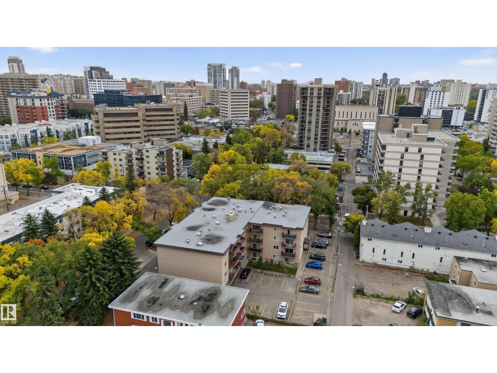 #23 10208 113 ST NW