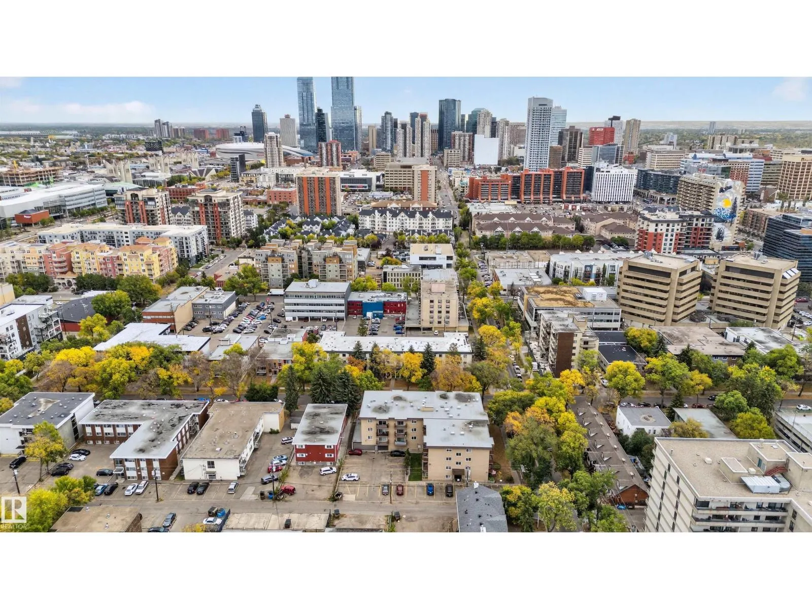 #23 10208 113 ST NW