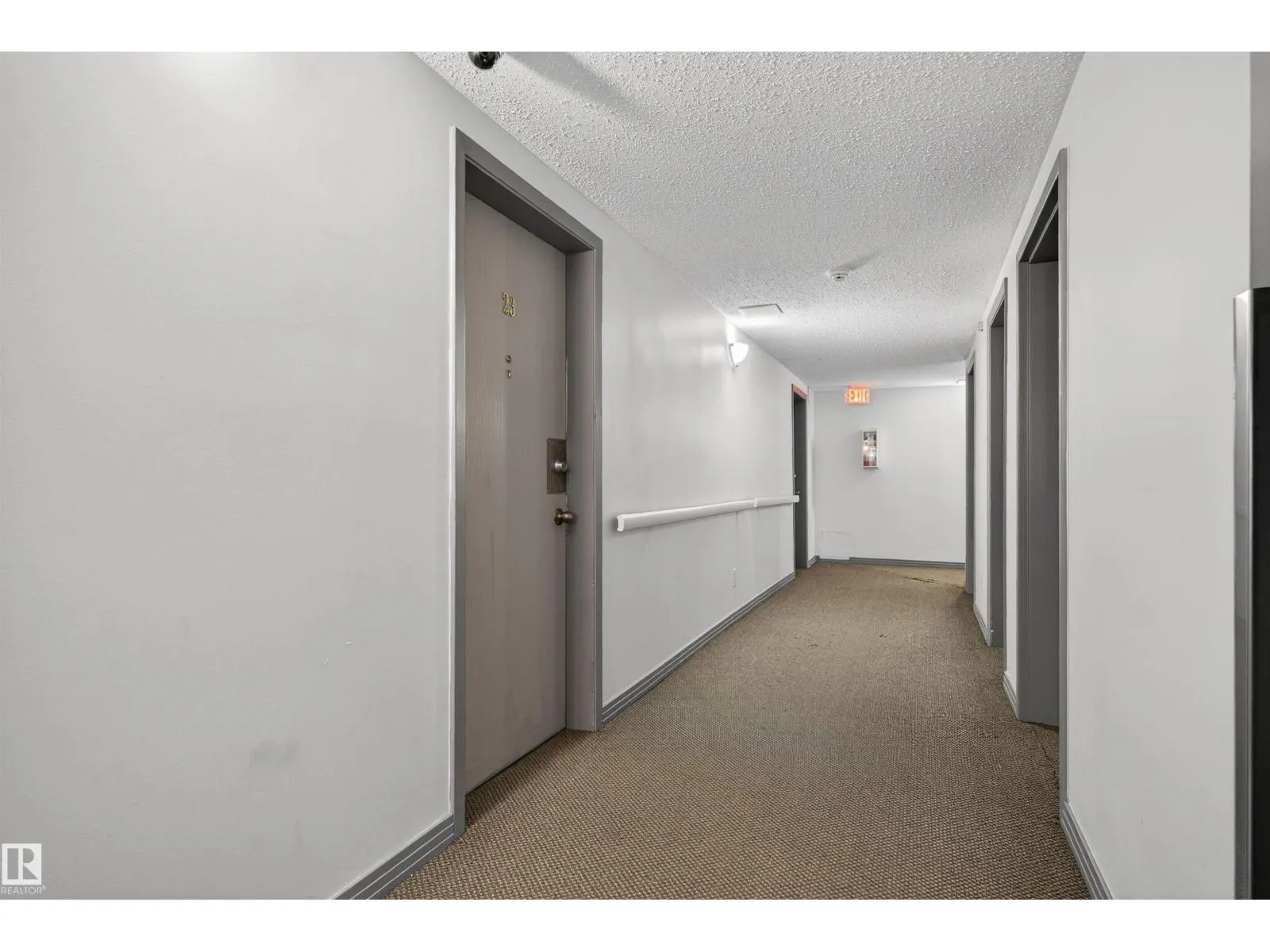 #23 10208 113 ST NW