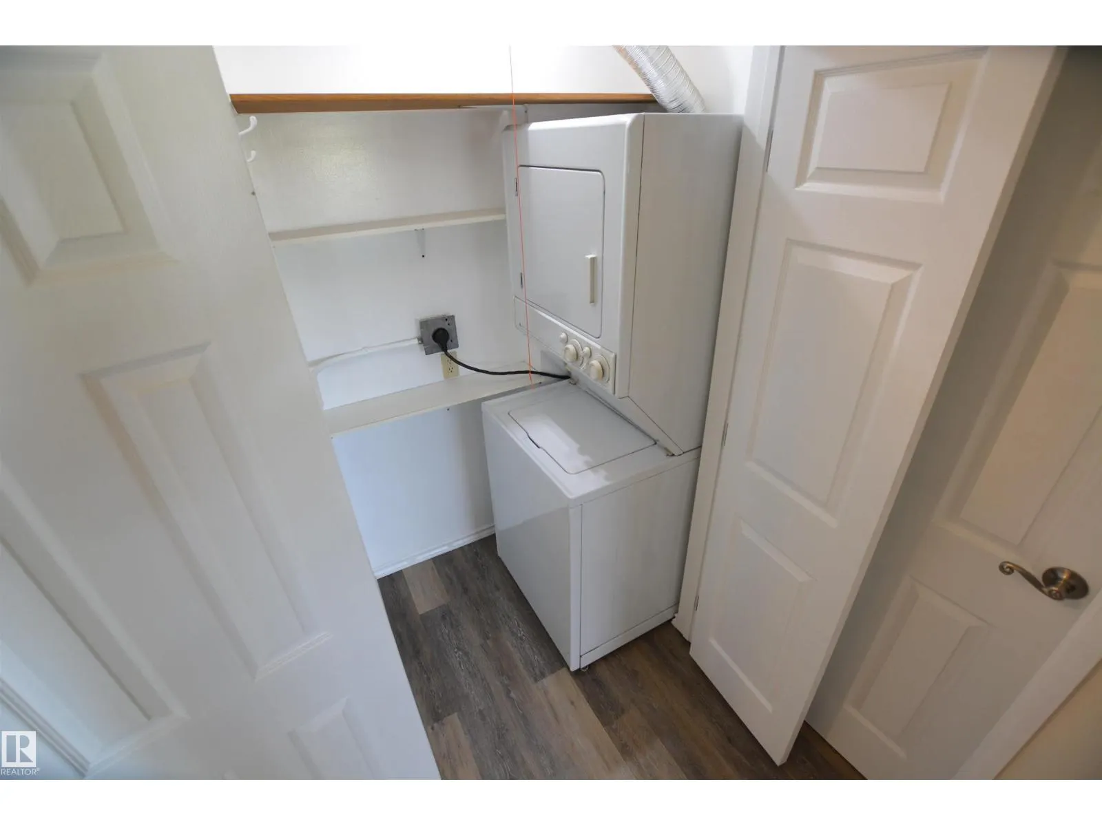 #304 10511 19 AV NW