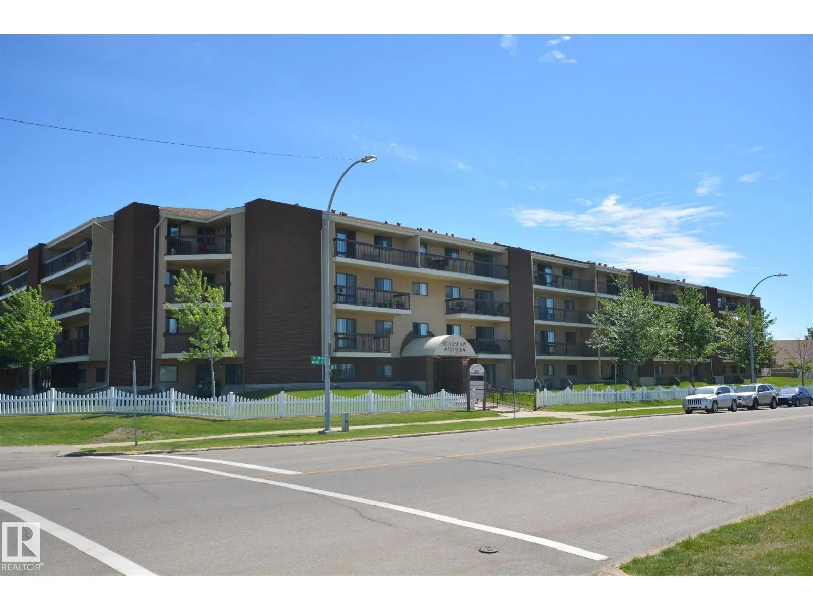 #304 10511 19 AV NW