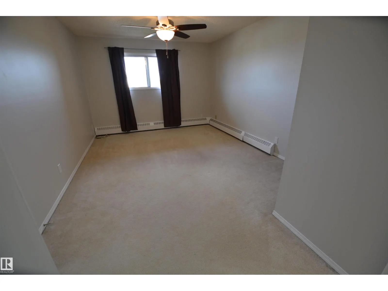 #304 10511 19 AV NW