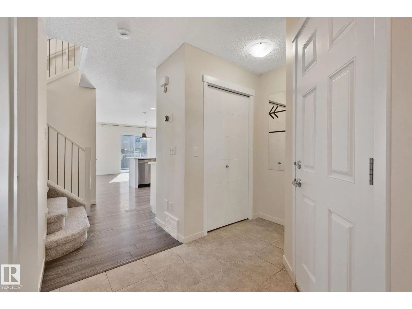 17629 7A AV SW