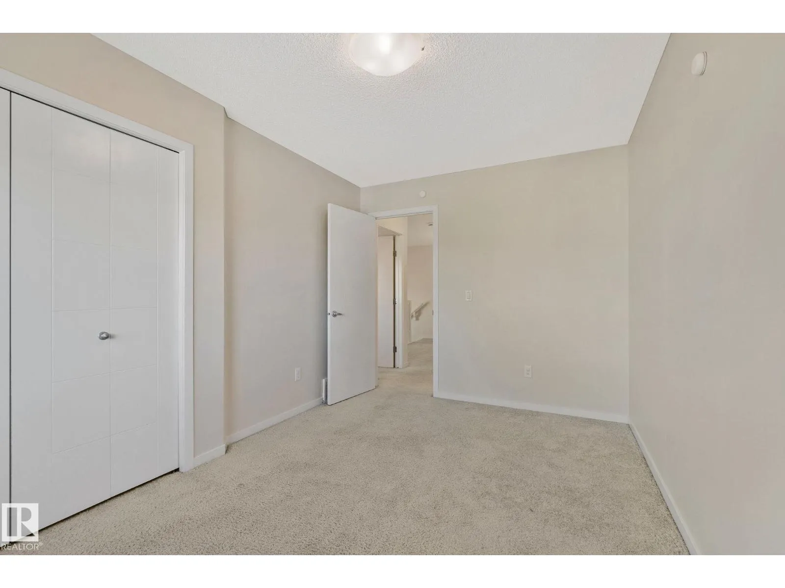 17629 7A AV SW