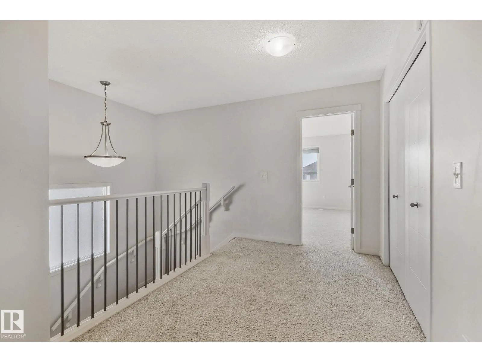 17629 7A AV SW