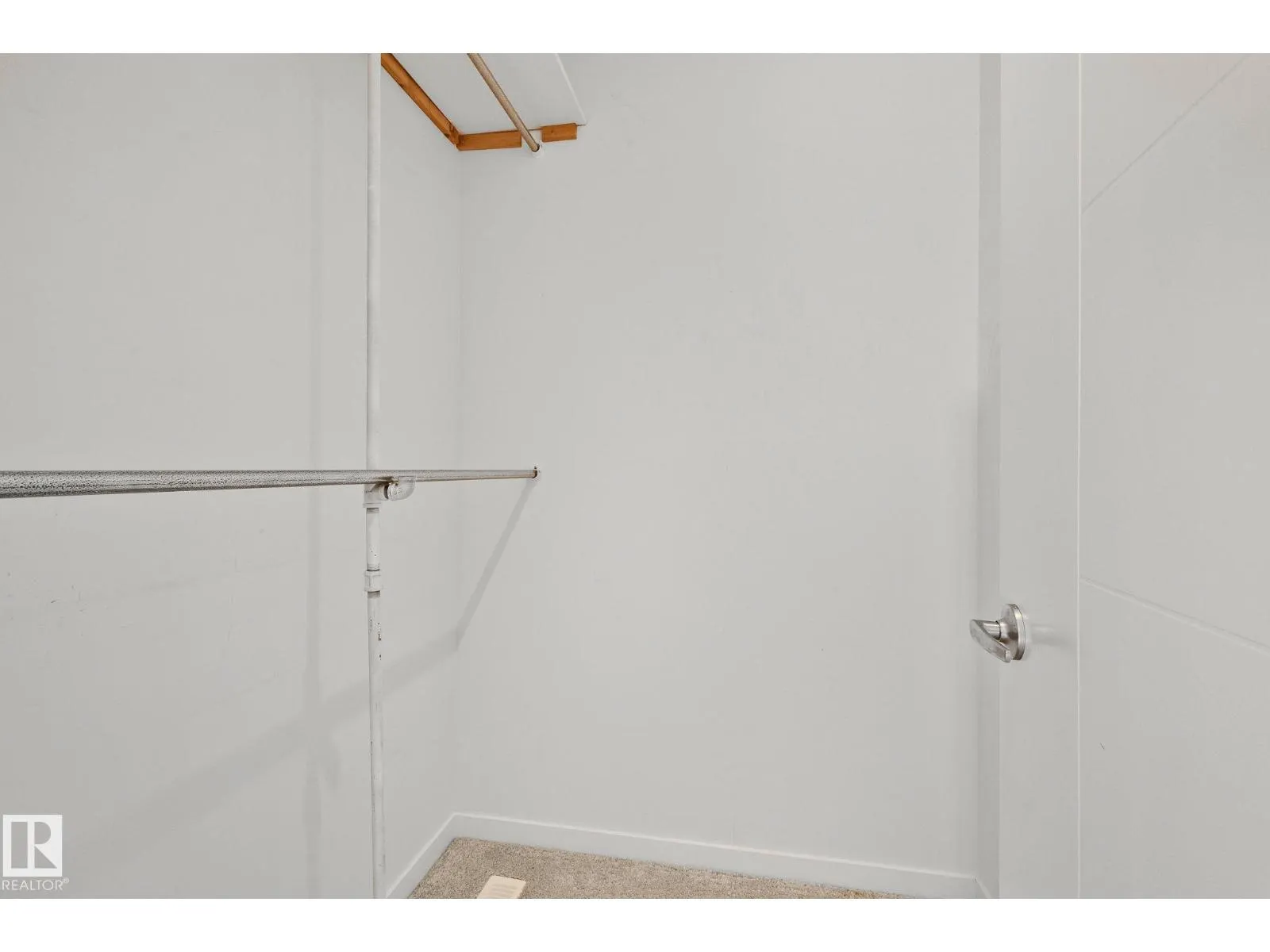 17629 7A AV SW